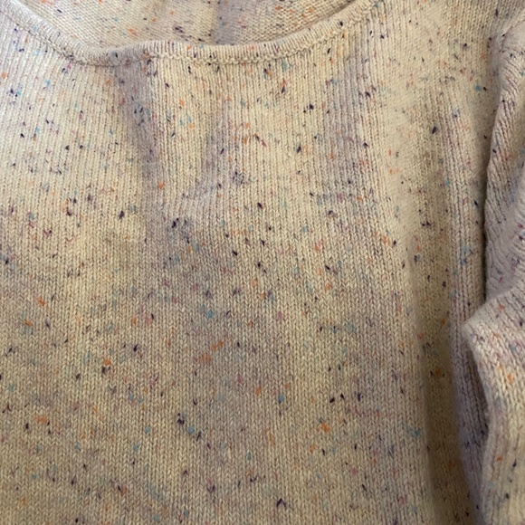 TILT Sweater - Picture 1 of 2